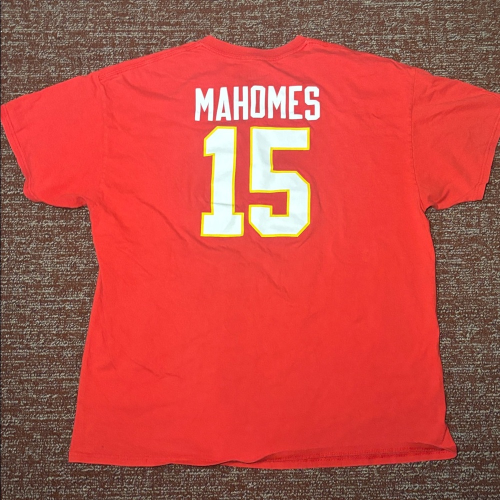 NFL team apparel Kansas City Chiefs T shirt Patrick Mahomes - Picture 3 of 11